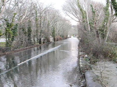 Road between Pensarn and Llanbedr