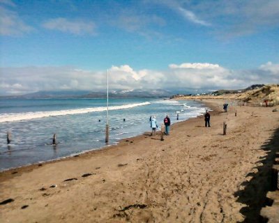 Llandanwg beach