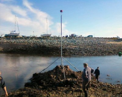 Channel marker in position